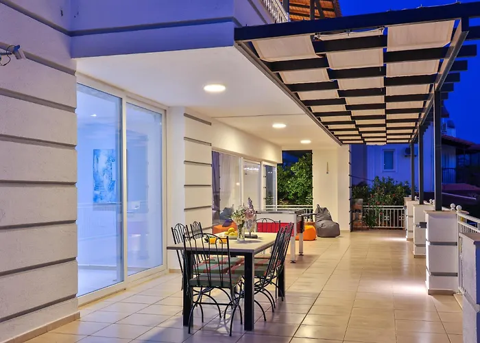 Buse Kalkan فيلة *