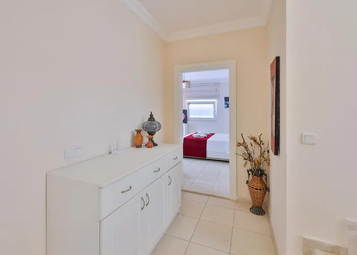 Buse Kalkan فيلة